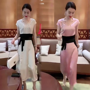 显瘦短袖 2021年夏季 韩版 连衣裙女中长款 V领套头高腰学生裙子 新款