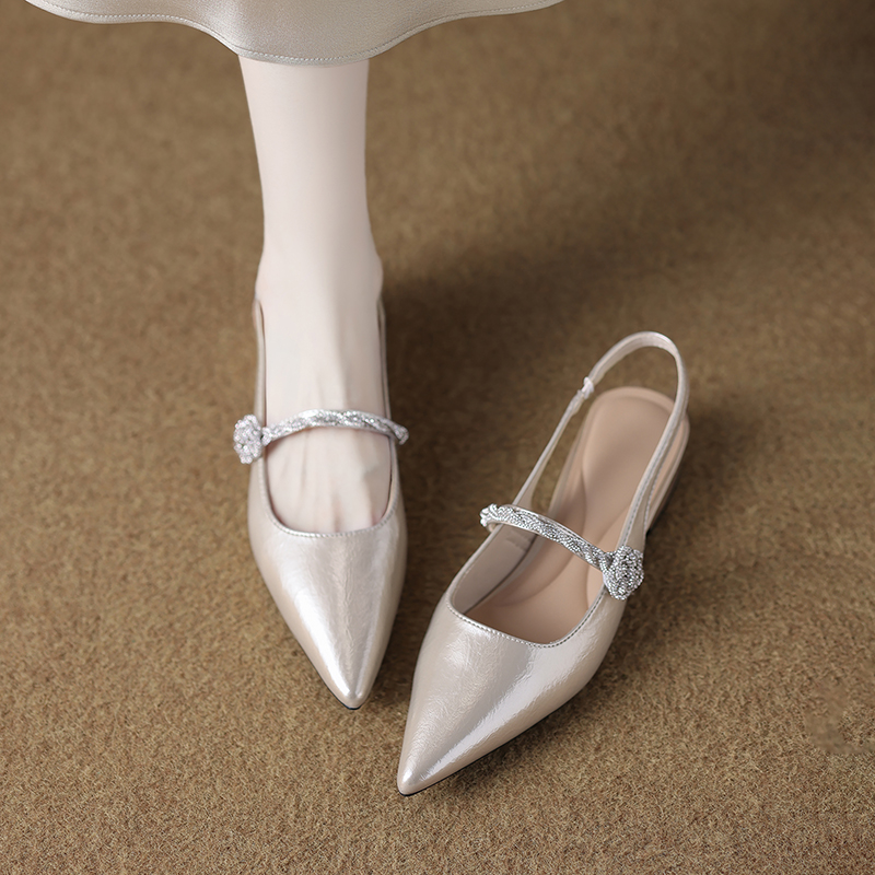 包头凉鞋女夏外穿2025新