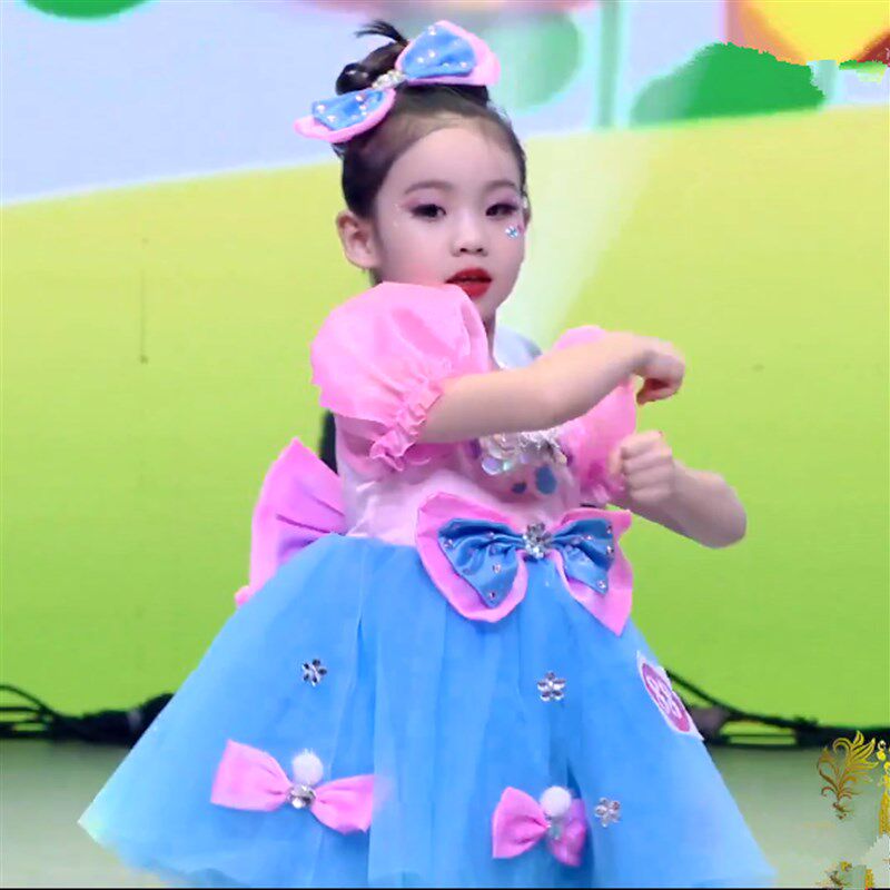新款儿童演出服幼儿公主纱裙亮片舞蹈连衣蓬蓬裙女童粉色群舞表演