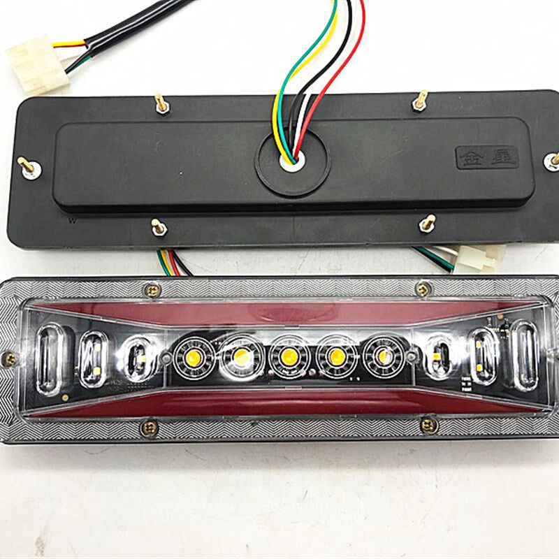 三轮摩托车 电动三轮车配件 LED尾灯总成 12V三节尾灯转向一体