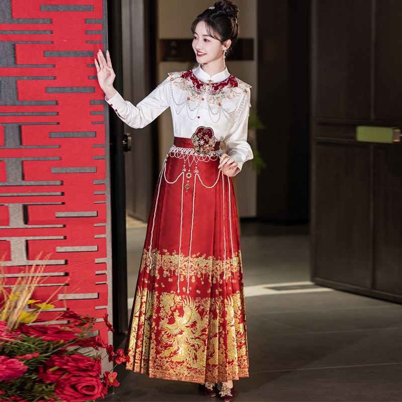 汉服女新中式马面裙套装敬酒服新娘红色小个子结婚订婚礼服裙春夏