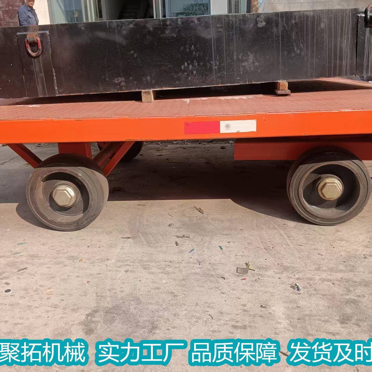 工业用大吨位牵引车机场转码头式HSI鹅颈牵引拖车仓式库周牵引车
