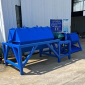 角滚筒式 去毛锈刺机六滚筒抛光机铁块振动研磨ADW除机