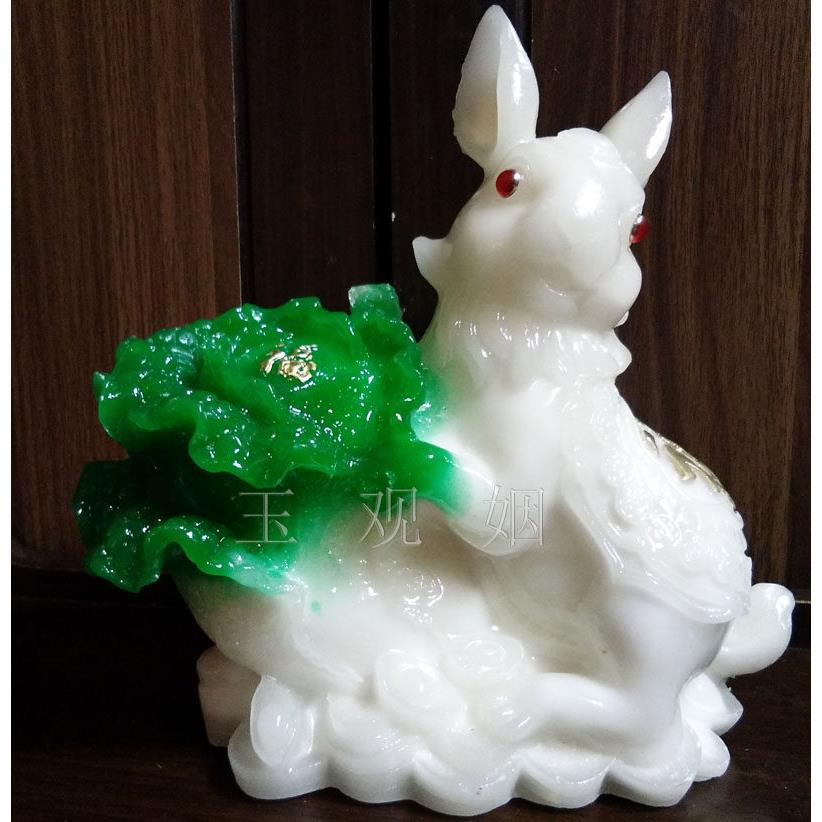 招财玉兔仿玉树脂工艺品兔子摆件突得百财白菜摆件兔子白菜兔抱财