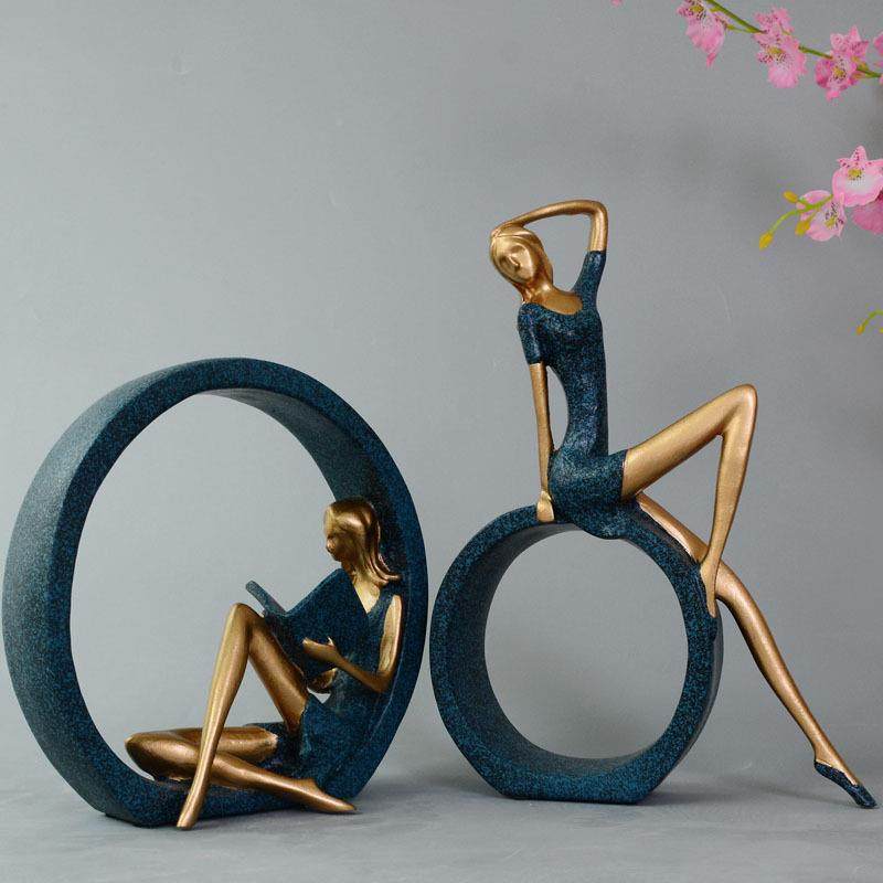 北简约抽象读书女孩摆女件家居书THV礼房客欧厅装饰文艺少摆设物