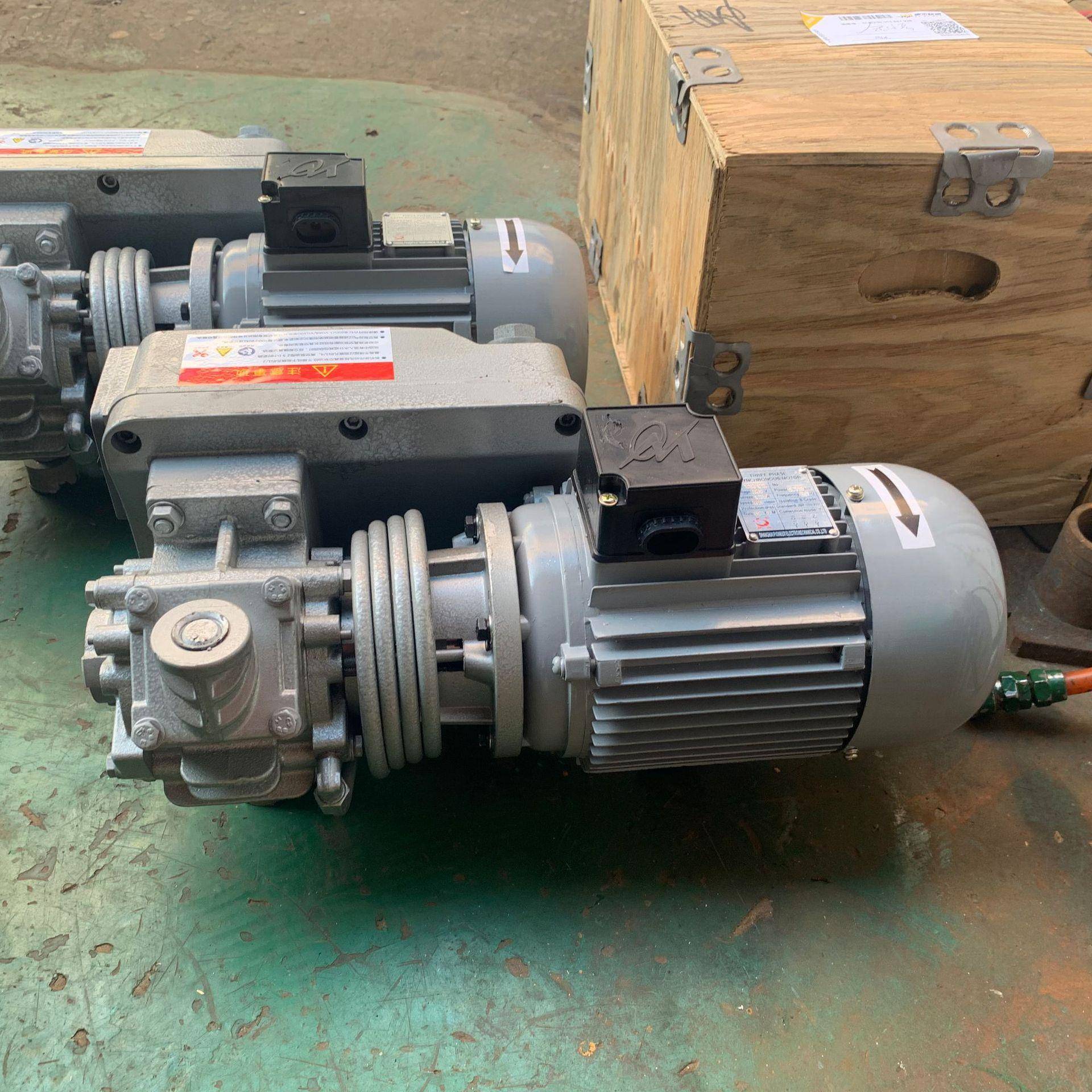 抽551空-旋片真空泵西2x4A滤油机配套小型真空机真纳姆负压站