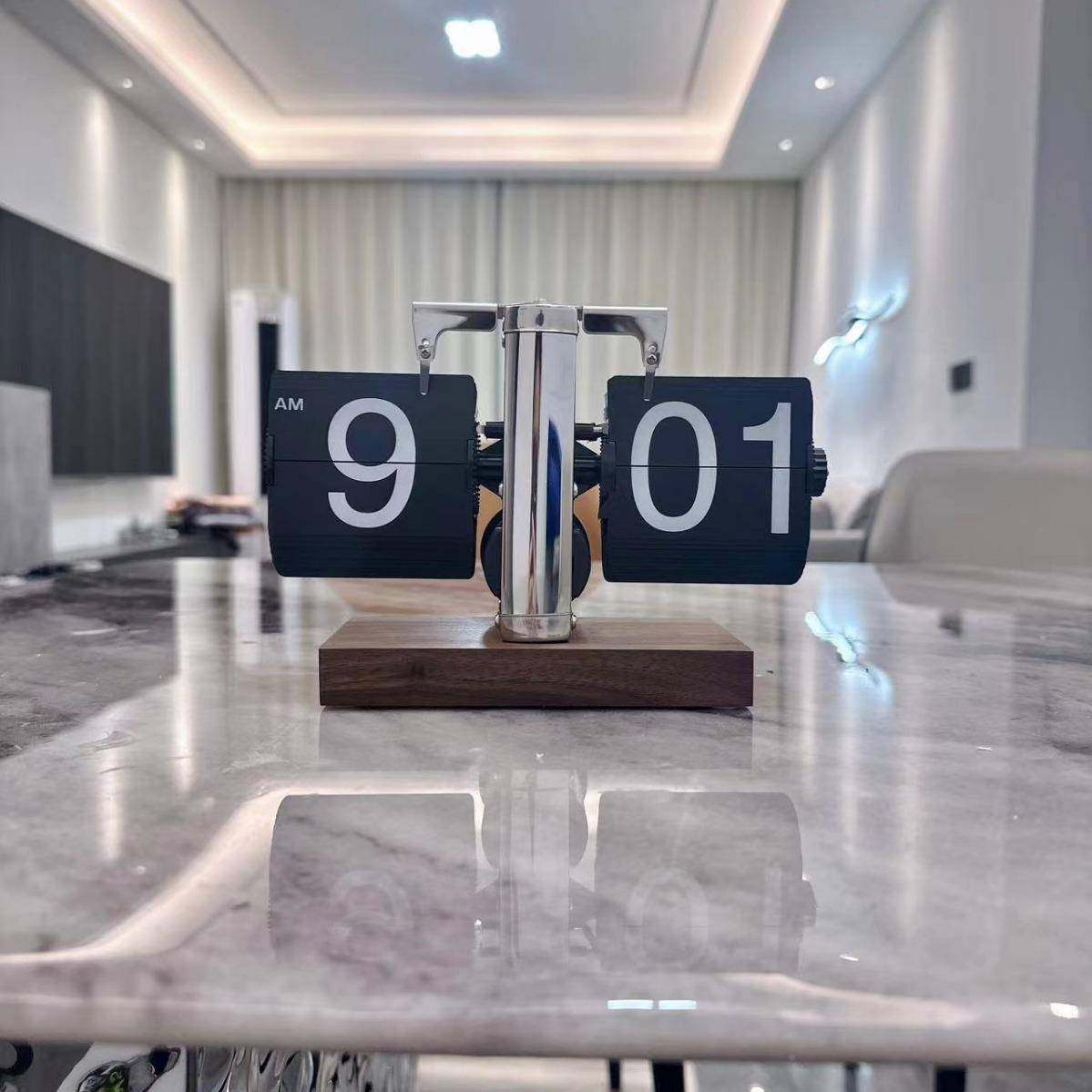 妙刻创意约时自动翻页钟古客厅MWG简桌面摆件家居数复字机械座钟