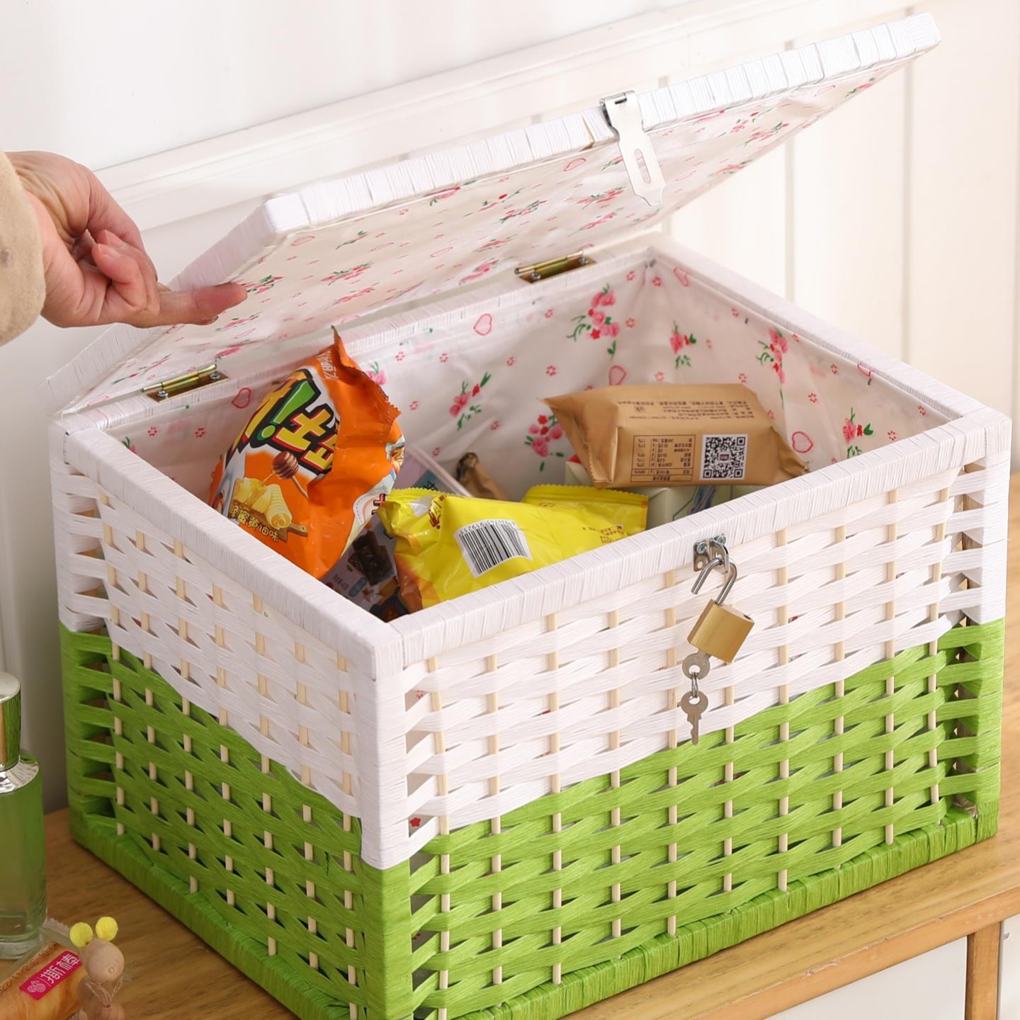 带锁舍的收纳盒容量学生宿零食整理箱大储盒无品牌\/可上锁密码收