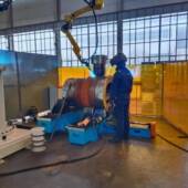 滚精密焊接滚轮架机器INA人架调速滚轮架防体窜动筒电动翻轮转架