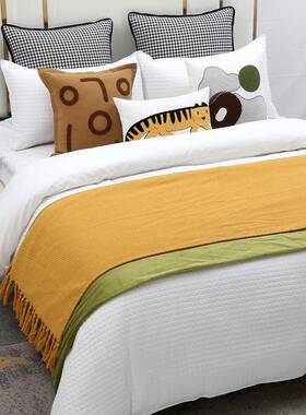 KKB绿色小孩儿样板间床品软样板房床装上用品童酒展厅搭毯抱店枕