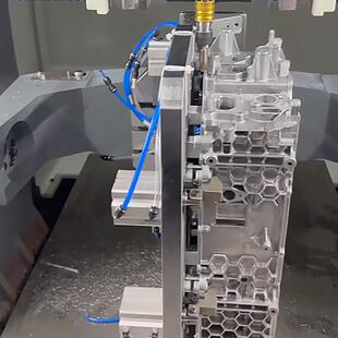 数控去毛刺机压铸件雕刻机合模线摩托车配件 昕凯