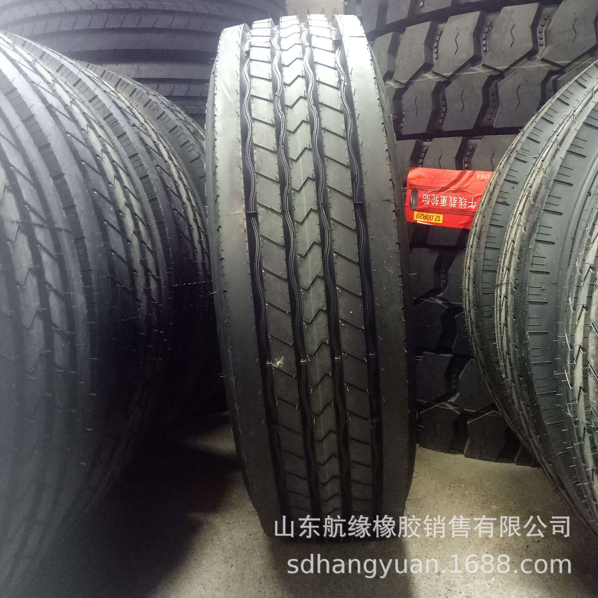 275/70R22.5SH205首航真空钢丝胎卡车挂车子午线胎厂家直供