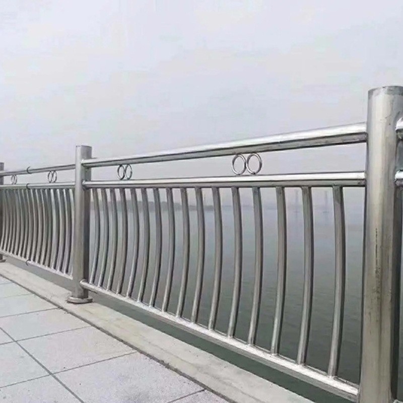 201不锈钢复合管景观护栏厂家