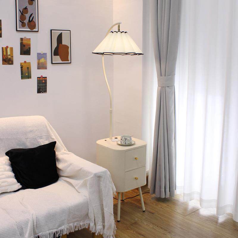 奶油风卧落地灯客厅网376红沙发室旁茶氛围感床头柜台几灯体一置
