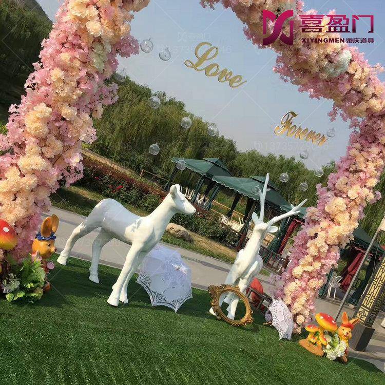 婚庆道具白鹿树脂梅花鹿婚礼背景装饰道具舞台迎宾区场景布置