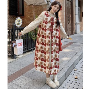 大码女装胖mm秋冬氛围感温柔立体花朵开衫背心裙叠穿花边领连衣裙