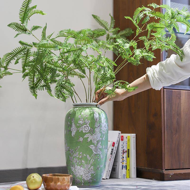 新中式陶瓷花瓶青花瓷高级感萝卜瓶手绘釉下彩客厅软装水培插花瓶