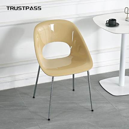 简约家用餐椅轻奢久坐舒服靠背设计师椅子网红凳子北欧餐厅餐桌椅