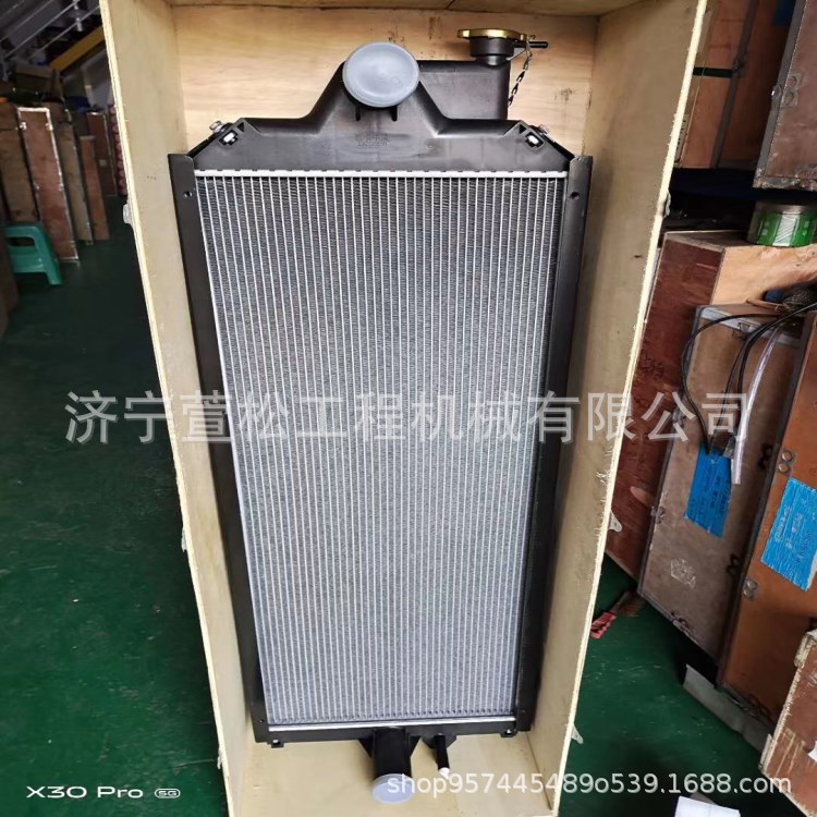 D65EX-12推土机机油散热器6150-61-9111推土机配件