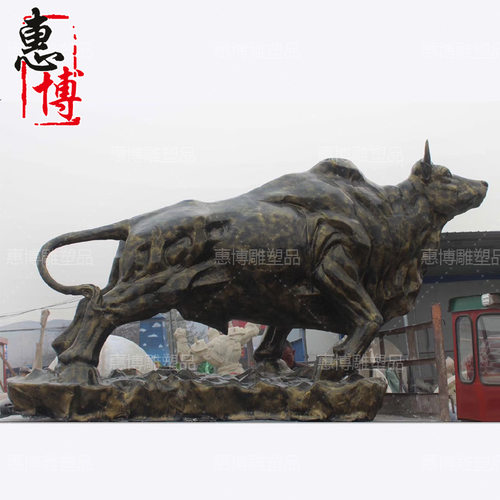 玻璃钢开荒牛雕塑树脂仿铜牛模型道具民俗牛耕地景观雕塑动物雕塑
