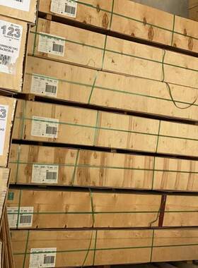 供应澳松板切松木纤维板裁中密度板松材色高密度板RJS整张白奥板