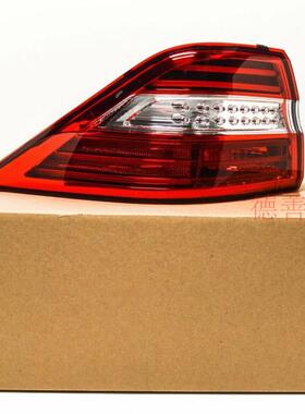 适用奔驰166ML63ML500ML400ML350ML300汽车尾灯1669063401