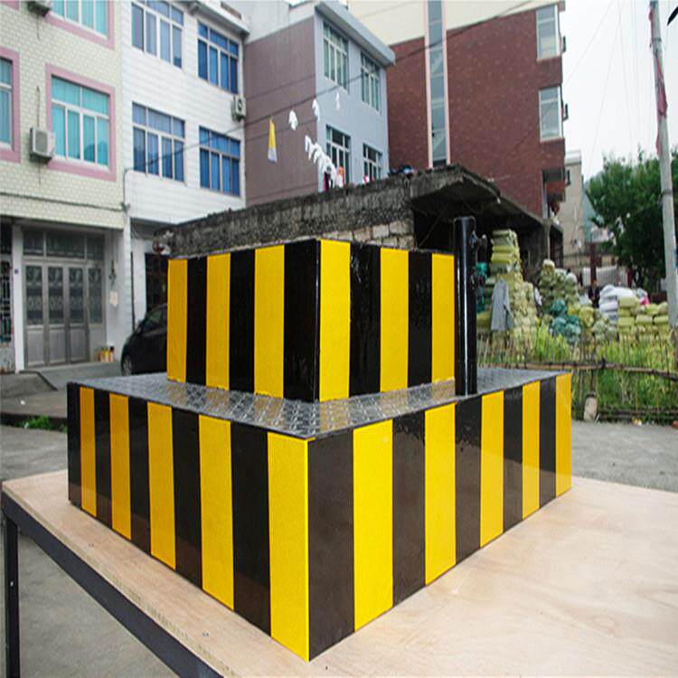 圆形保站岗台双层470岗台亭保安台执勤物业岗安全反安光站道路指