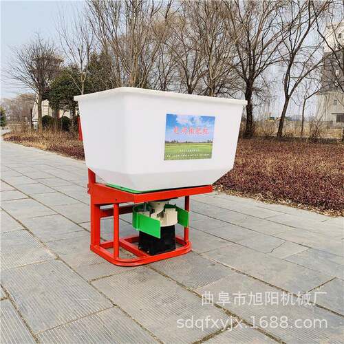 道路融雪小型撒盐机车载式化雪撒盐机电动三轮车后挂式抛撒机