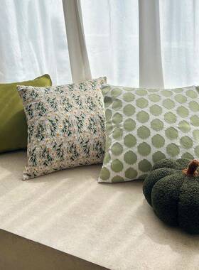 A5L绿色小清新田园风靠垫45cm绣花枕套天鹅绒纯色抱枕小碎花靠枕