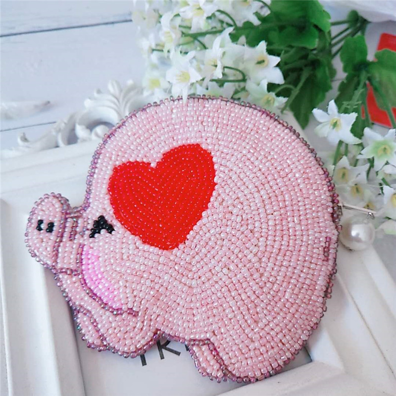 可爱卡通儿童零钱包创意手工串珠学生硬币包女爱心福气生肖猪包包