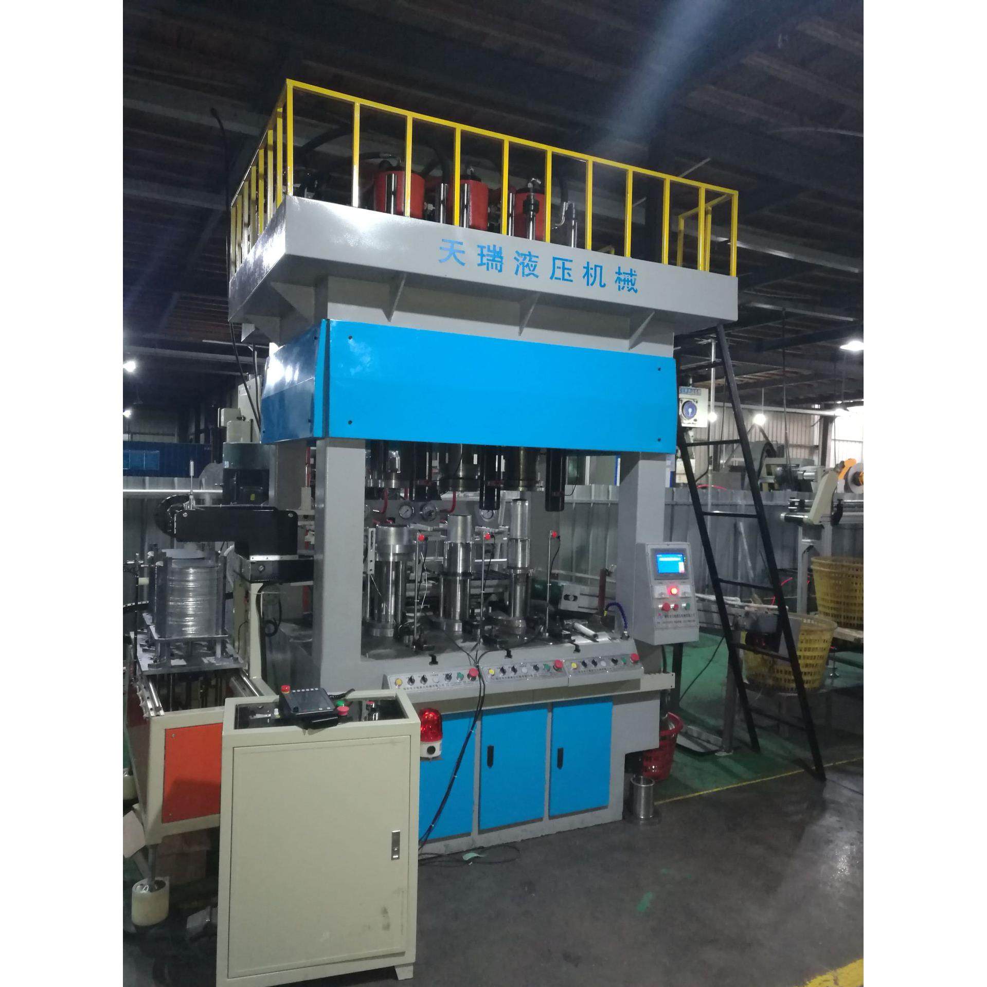 天瑞机械厂家供应 四柱式Y32-315T多工位拉伸液压机,五金/工具,其他机械五金,淘宝优惠券,粉丝福利购,淘宝优惠卷