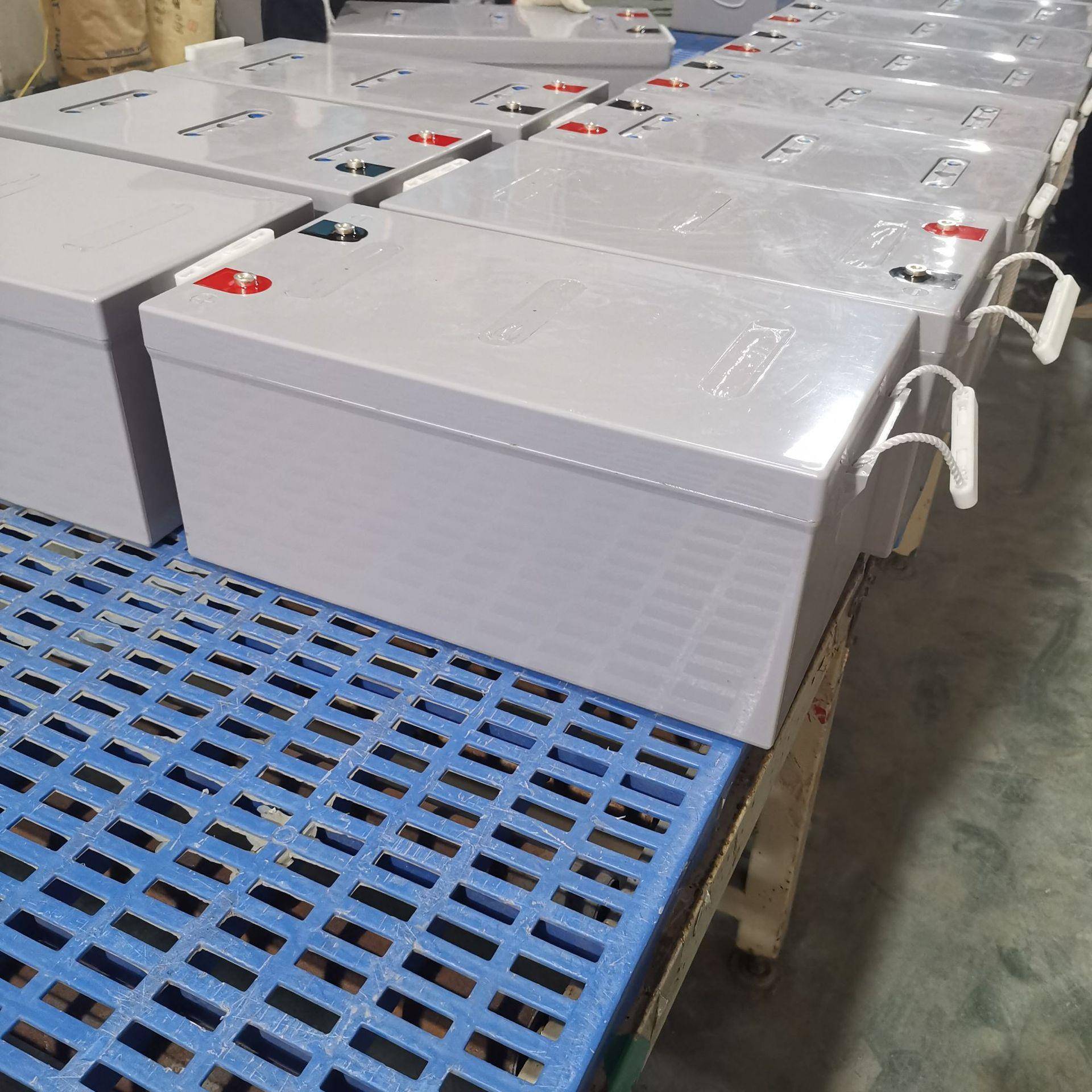 聚力112V250AH2v池250户AH电太阳能板专蓄电池工商储能畜电池外胶