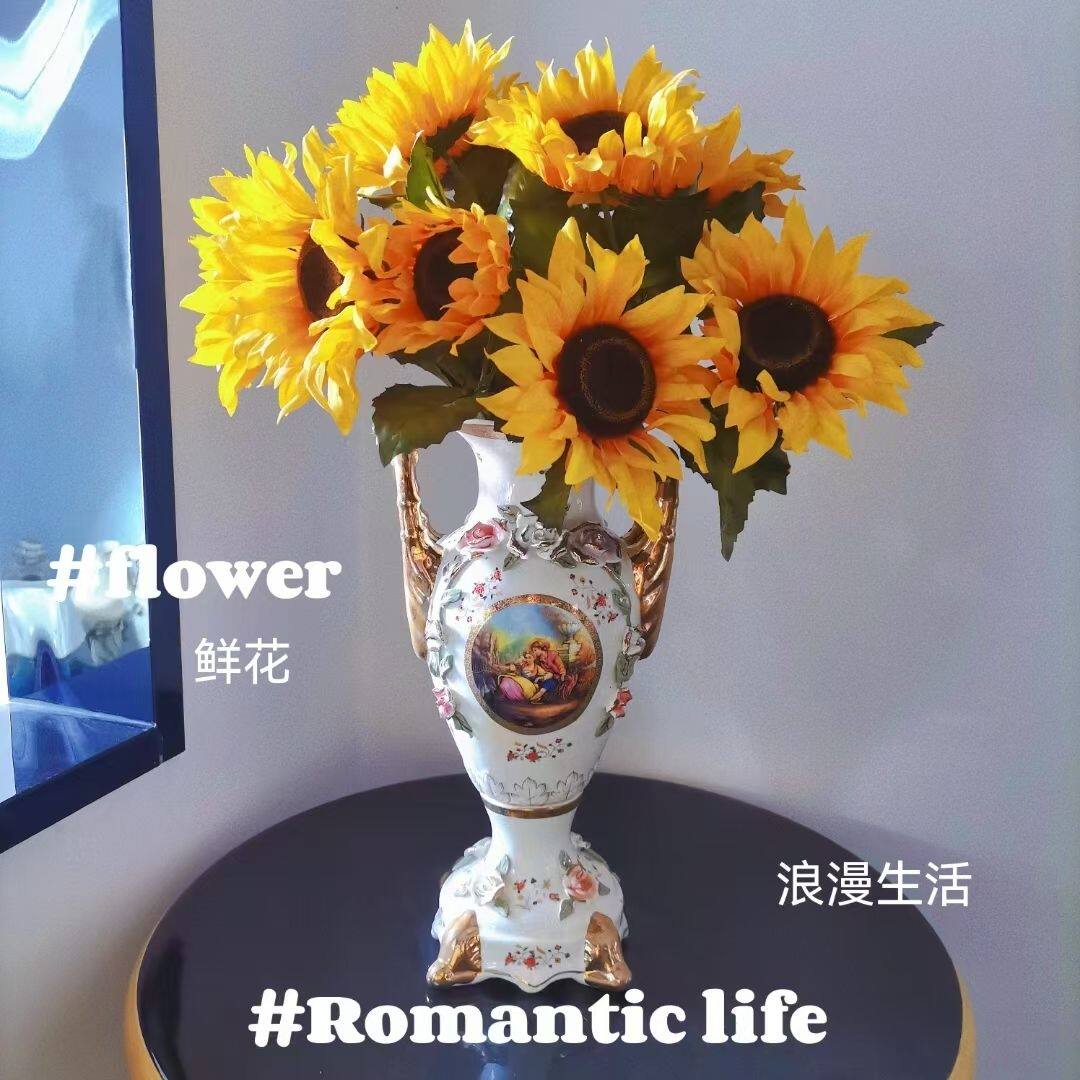 欧式宫廷风描金双耳陶瓷花瓶复古浮雕人物客厅玄关插花摆件 老货
