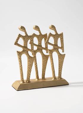 现装轻奢创意抽象人物雕塑艺术饰件客厅玄0034关电视代柜家居摆装