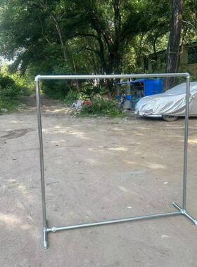 服装架展示架地落地晒被EMH挂衣摊服单杆地镀锌管服装店水管晾置