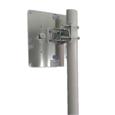 2.4-2.  双极化天线  14dbi  板状定向天线  远距离传输