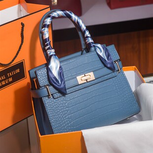 母亲节礼物包包女中年女包2023新款轻奢气质婚包妈妈款手提包