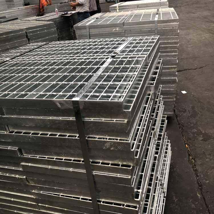 地沟盖地洗下车库LFD排水沟板盖车房沟盖板板镀锌沟盖板,基础建材,排水沟槽/盖板,淘宝优惠券,粉丝福利购,淘宝优惠卷