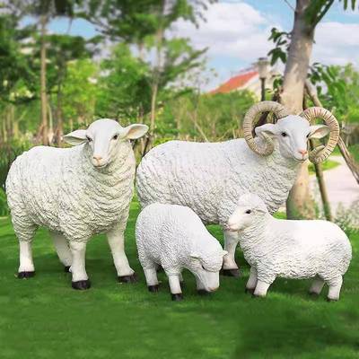 仿真绵玻璃雕塑花园绵羊羊钢林景品幼儿园售楼处观草坪店门口山羊