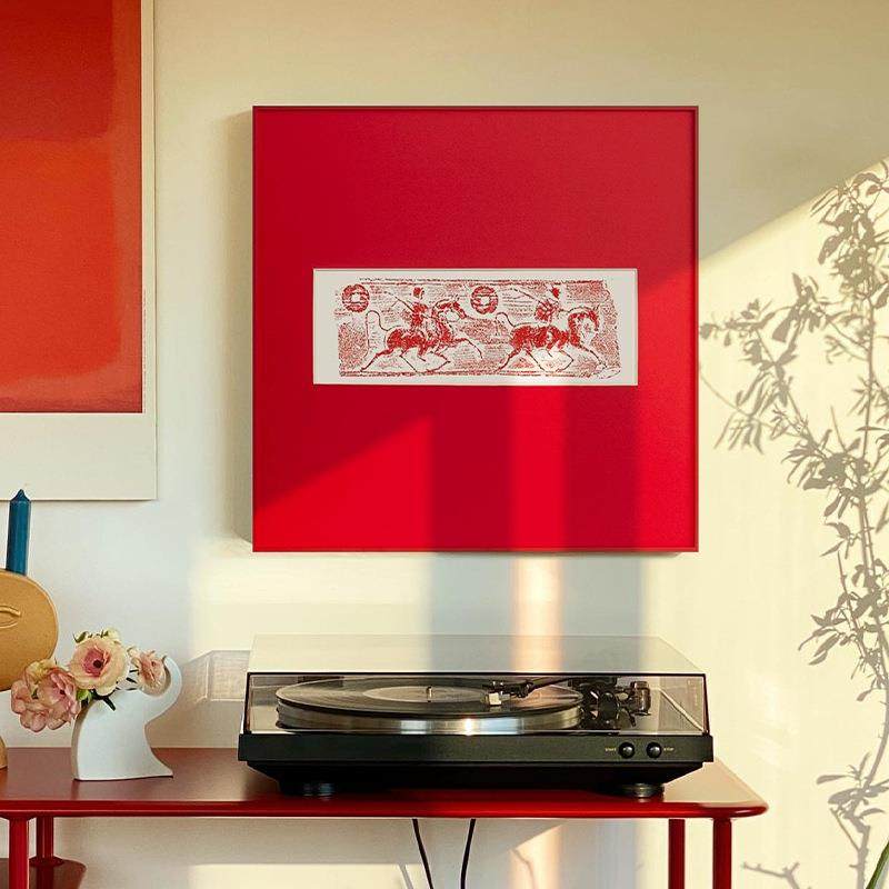 《运上有钱》新年开好寓意客厅关装饰画红al202502玄色喜庆卧室床