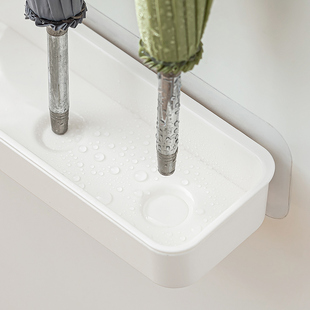 日式入户家用置伞架壁挂收纳柜架门后雨伞桶免打孔放伞门口置物架