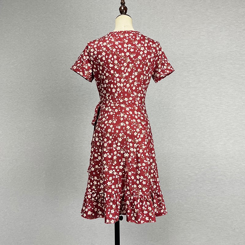 碎花红色短袖连衣裙女2024弹力修身性感百搭V领a字裙小个子中裙子