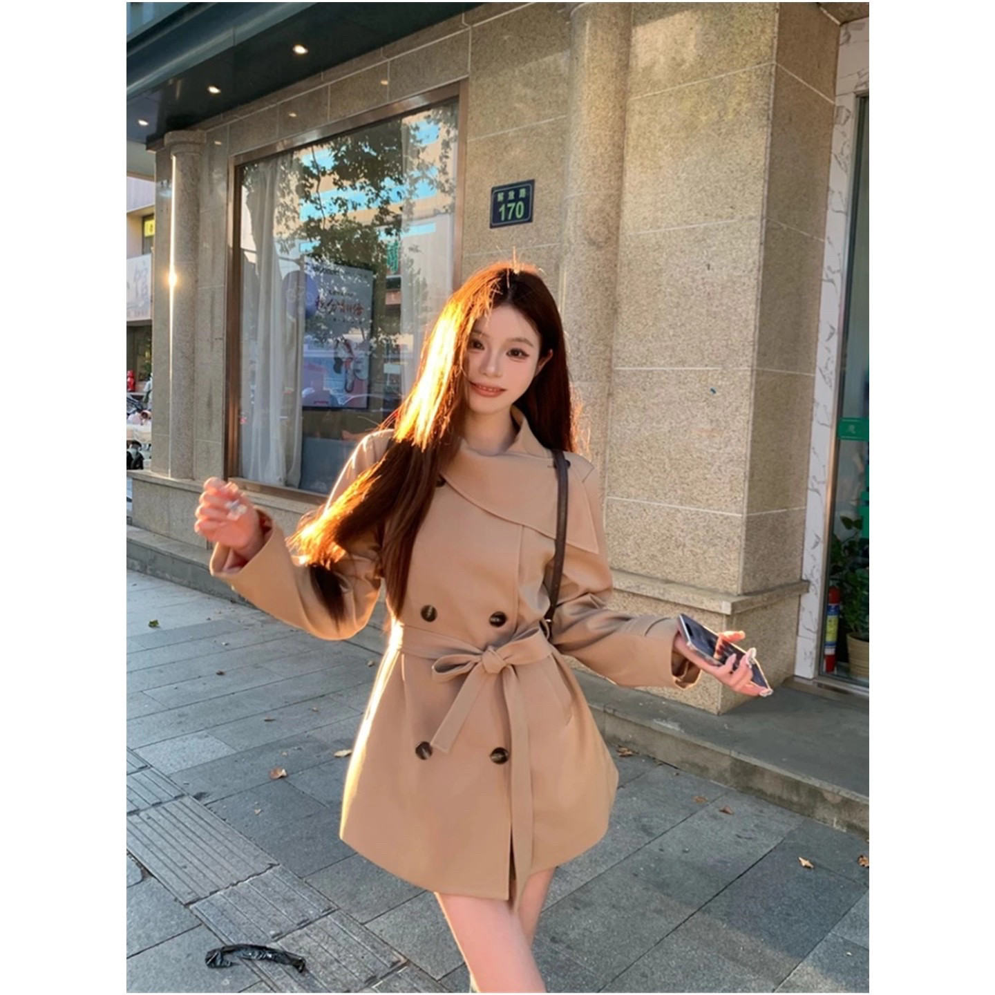 已出货巨好看英伦风双排扣围脖领系带收腰中长款风衣外套女小个