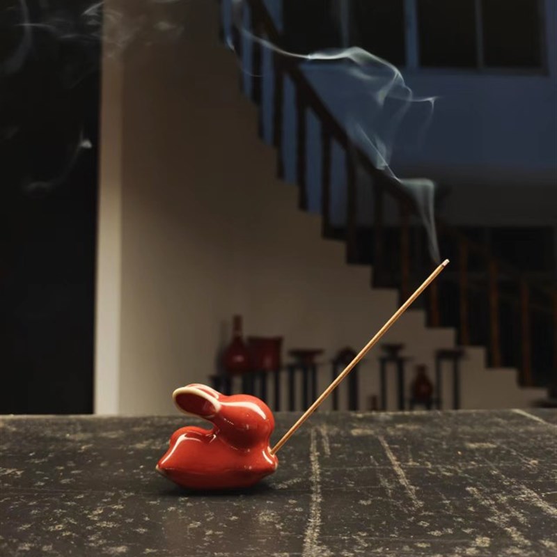 耕道堂霁红玉兔景德镇陶瓷茶宠香道摆件香托座香盘檀香插