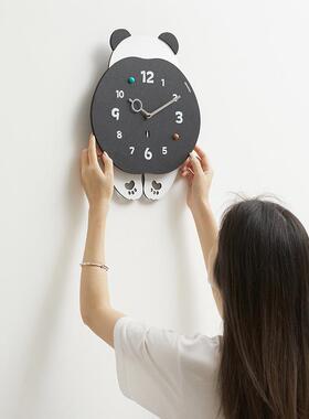 OZOOM气屋TYOS412准熊猫挂新钟W客厅现代简约大2025款家用时钟表
