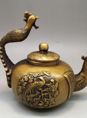 黄铜凤壶形制端正;包浆温润,通体光,色XNE泽素雅致古意盎然
