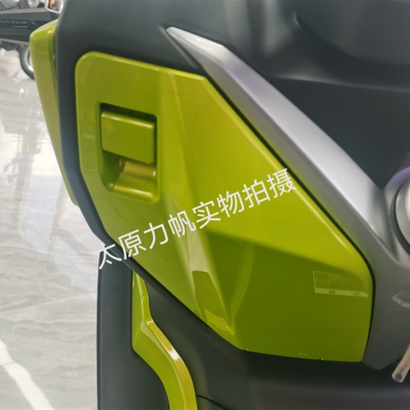 配件1T-8 KPV1新款工具箱置物箱总成颜色备注老款通用