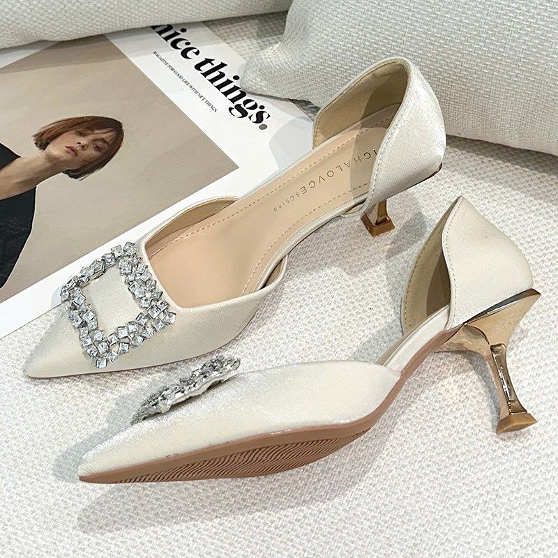 白色高跟鞋女细跟2024夏季新款法式尖头浅口水钻中跟职业黑色单鞋,女鞋,浅口单鞋,淘宝优惠券,粉丝福利购,淘宝优惠卷