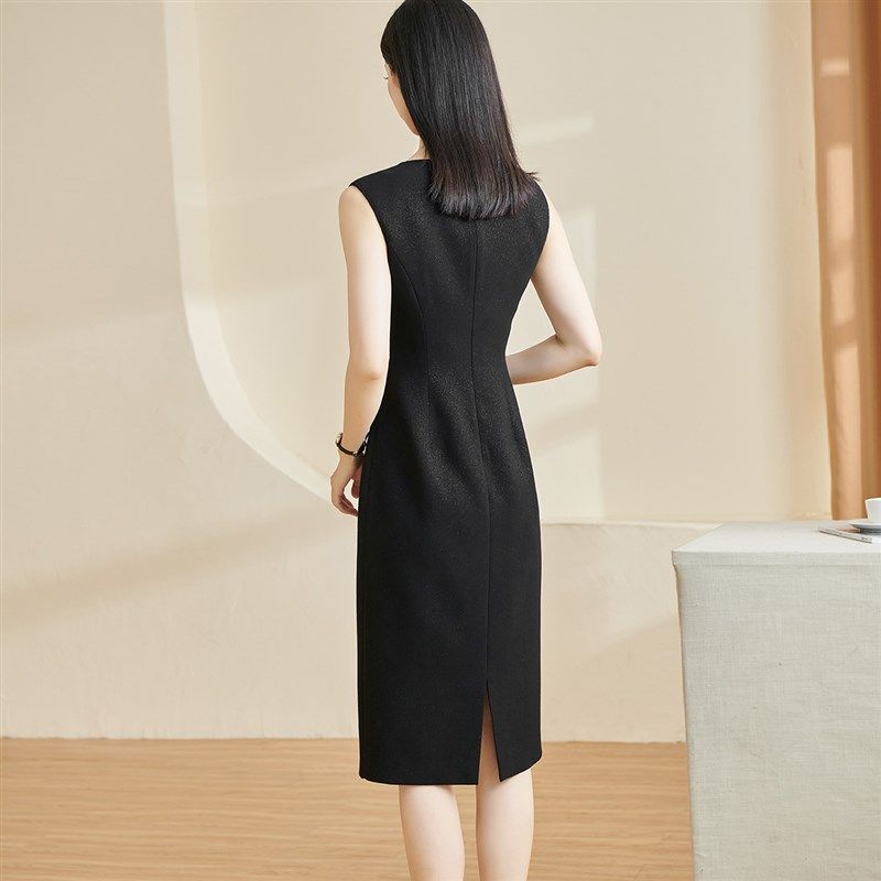 米思阳2025春季新款高级感裙子内搭西装打底背心无袖黑色连衣裙女