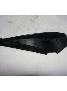 KR1雨1-51-PB1适91929KR11达-51-PC1用于马自CX5刮通风网安装架